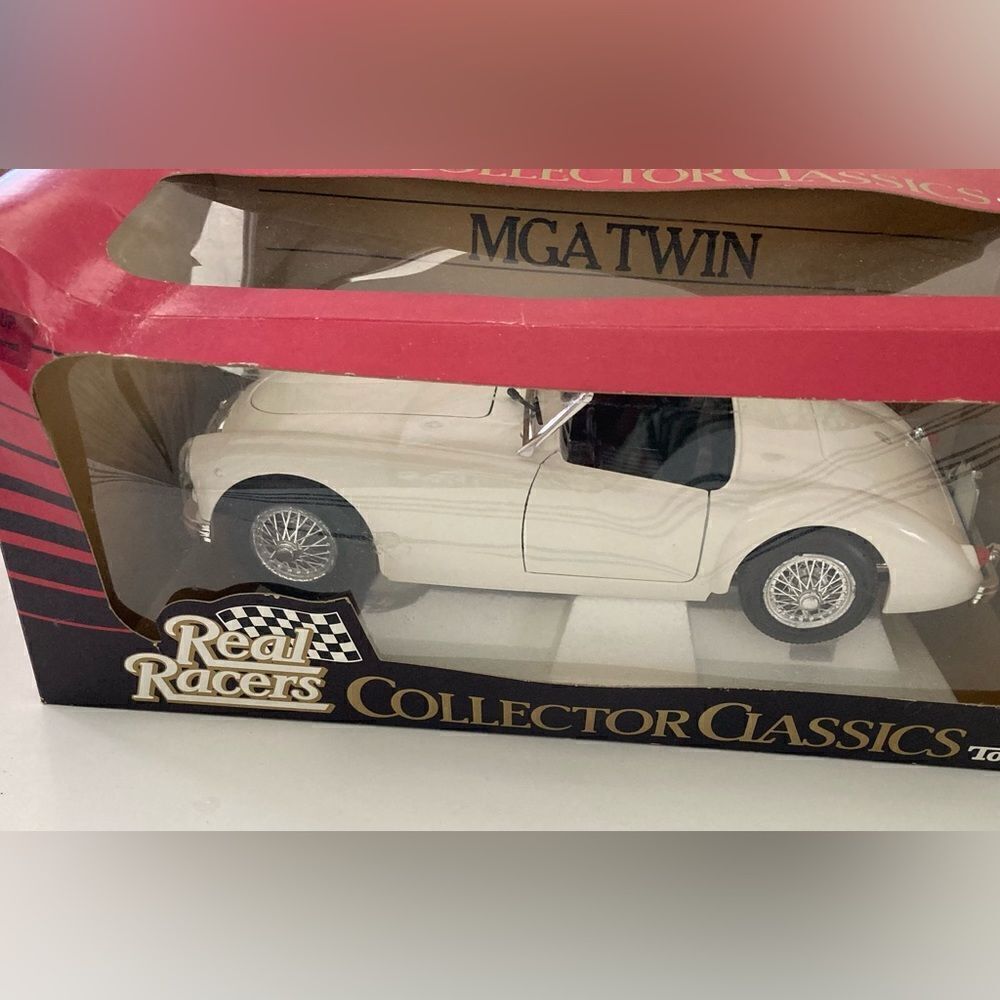 NIB 1988 TONKA MGA Twin Collectors Classic 1:16 RARE Real Racers 1080 NIB - Picture 2 of 7